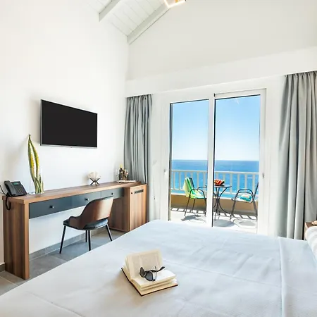 Szálloda Apolis Beachscape 4*