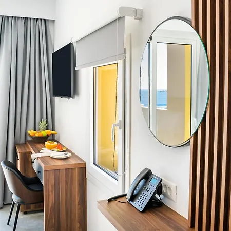 Apolis Beachscape Hotel