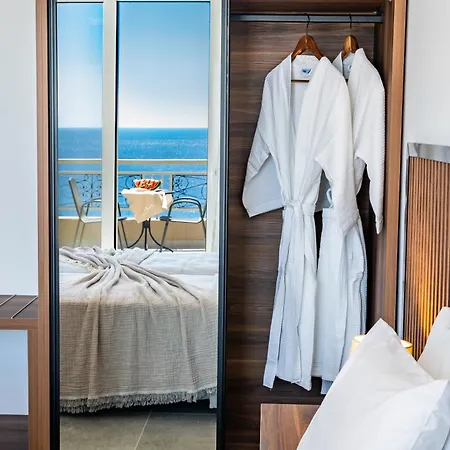 Hotel Apolis Beachscape 4*