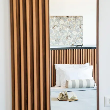 Hotel Apolis Beachscape Amoopi
