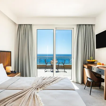 Apolis Beachscape 4*
