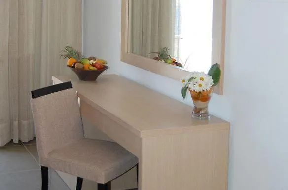 فندق Apolis Beachscape 4*